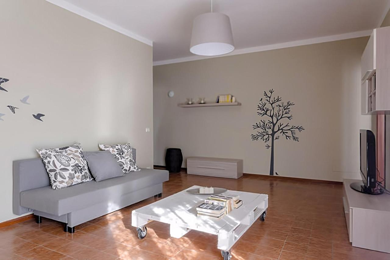 Natural Chic - Close To City Center And Beach - Parking Десенцано дел Гарда Екстериор снимка