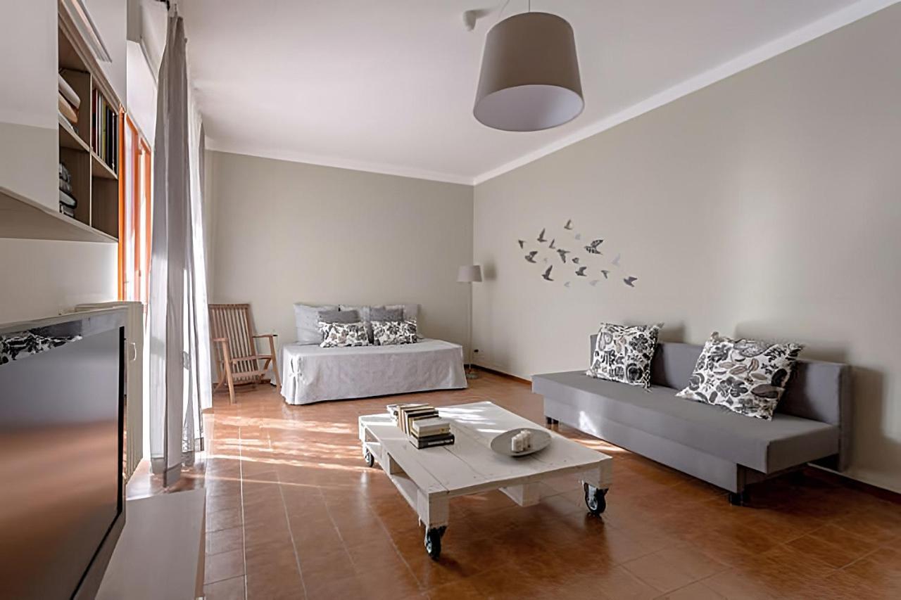 Natural Chic - Close To City Center And Beach - Parking Десенцано дел Гарда Екстериор снимка